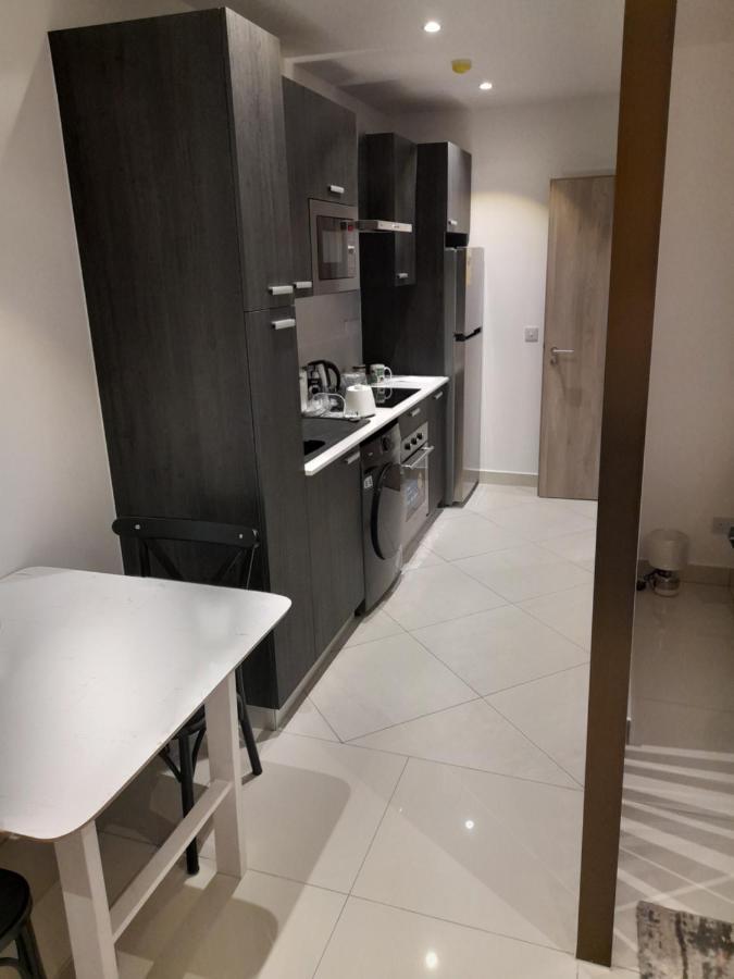 The Lennox D-Plus Apartments Accra Exterior photo